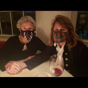 Meet your Posher, Elizabeth